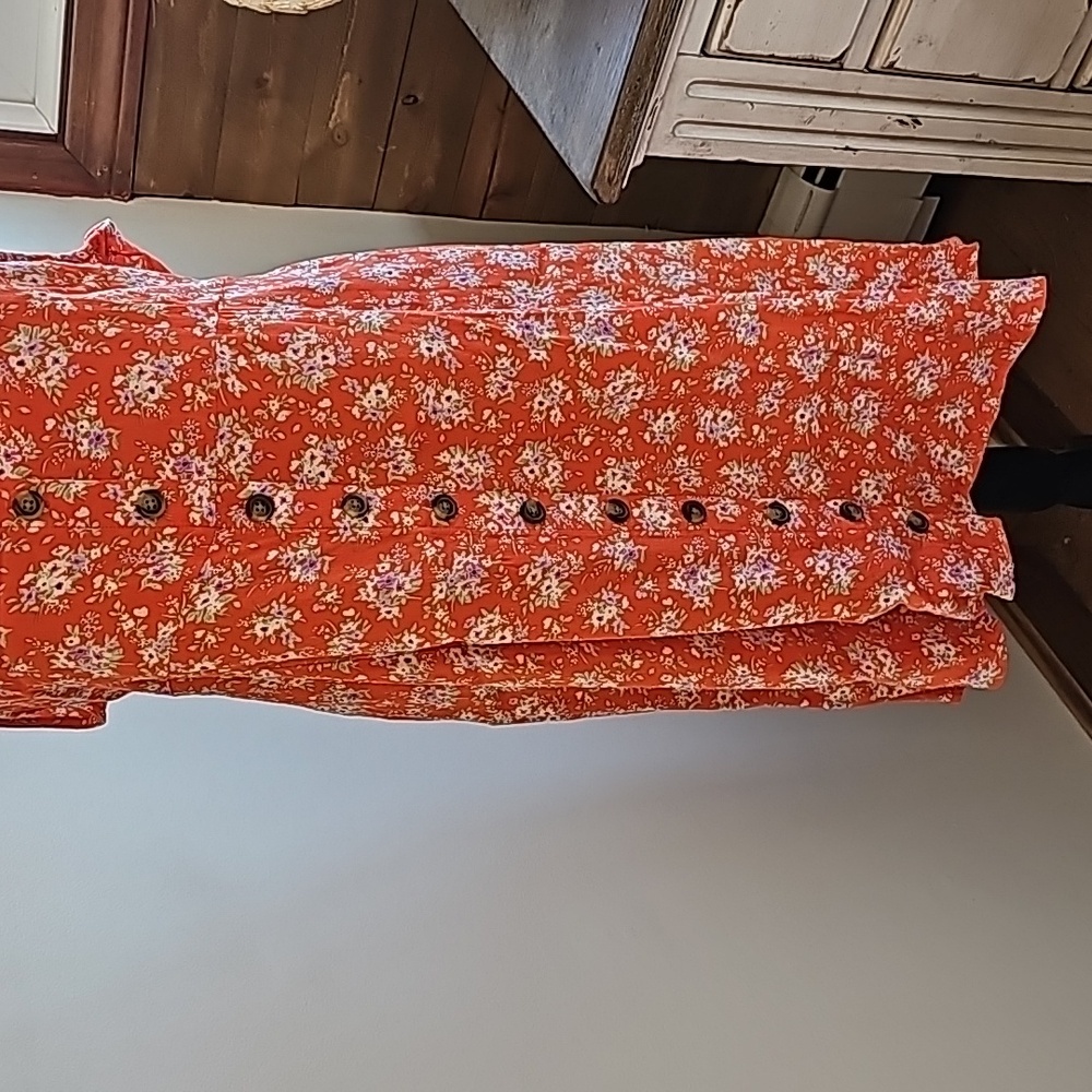 Very cute spring, summer, cruise vacation dress